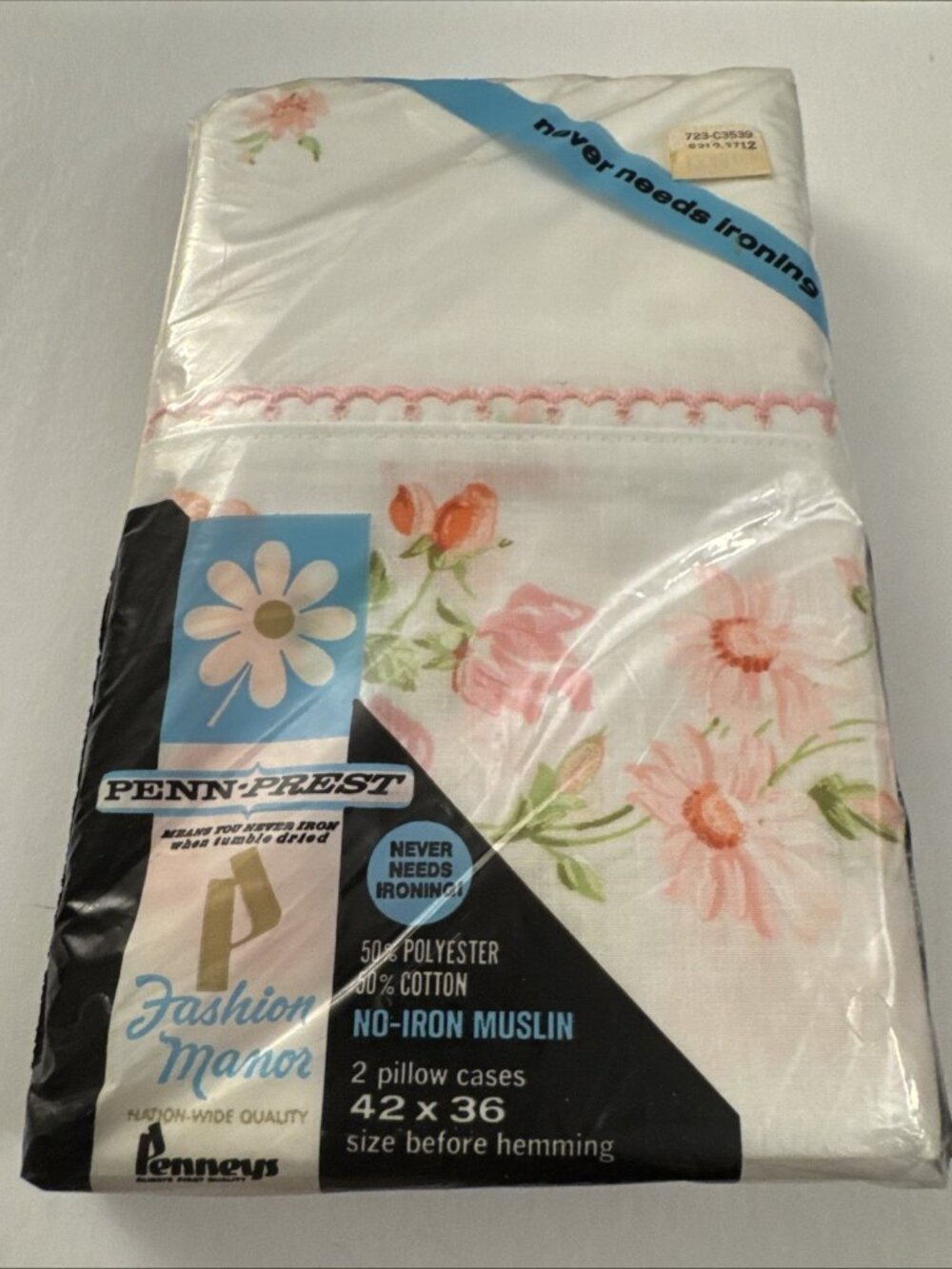 Vtg. Penn-Prest Fashion Manor White| Floral 2 Pillowcases 42x36 New OC30
